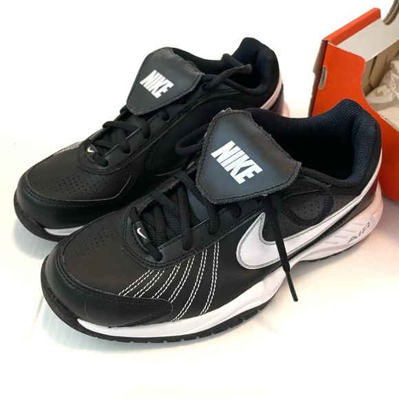 Nike Air Diamond trainer baseball turf shoes Sneakers New in Box mens size 5 - Picture 1 of 8